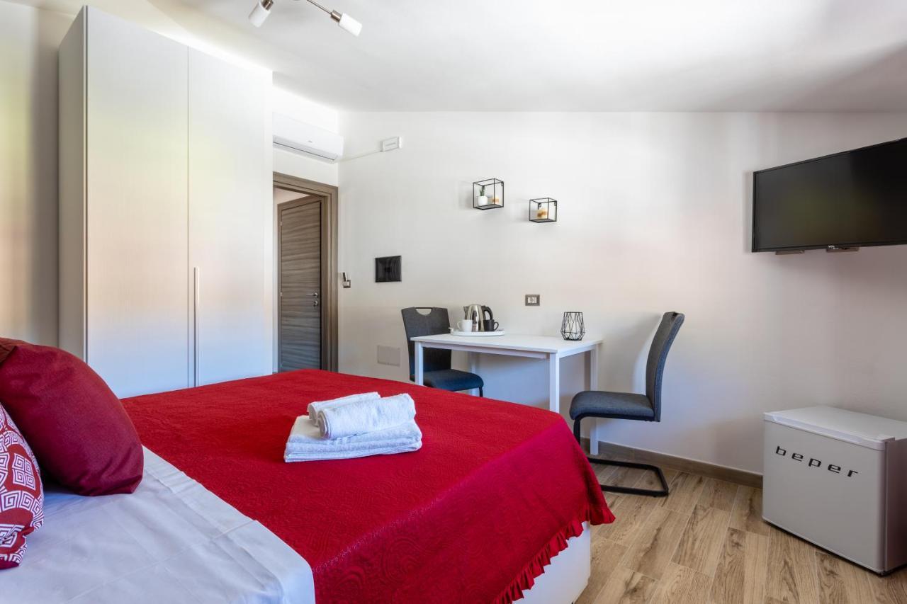 Cadoni Guest House Bosa Kültér fotó