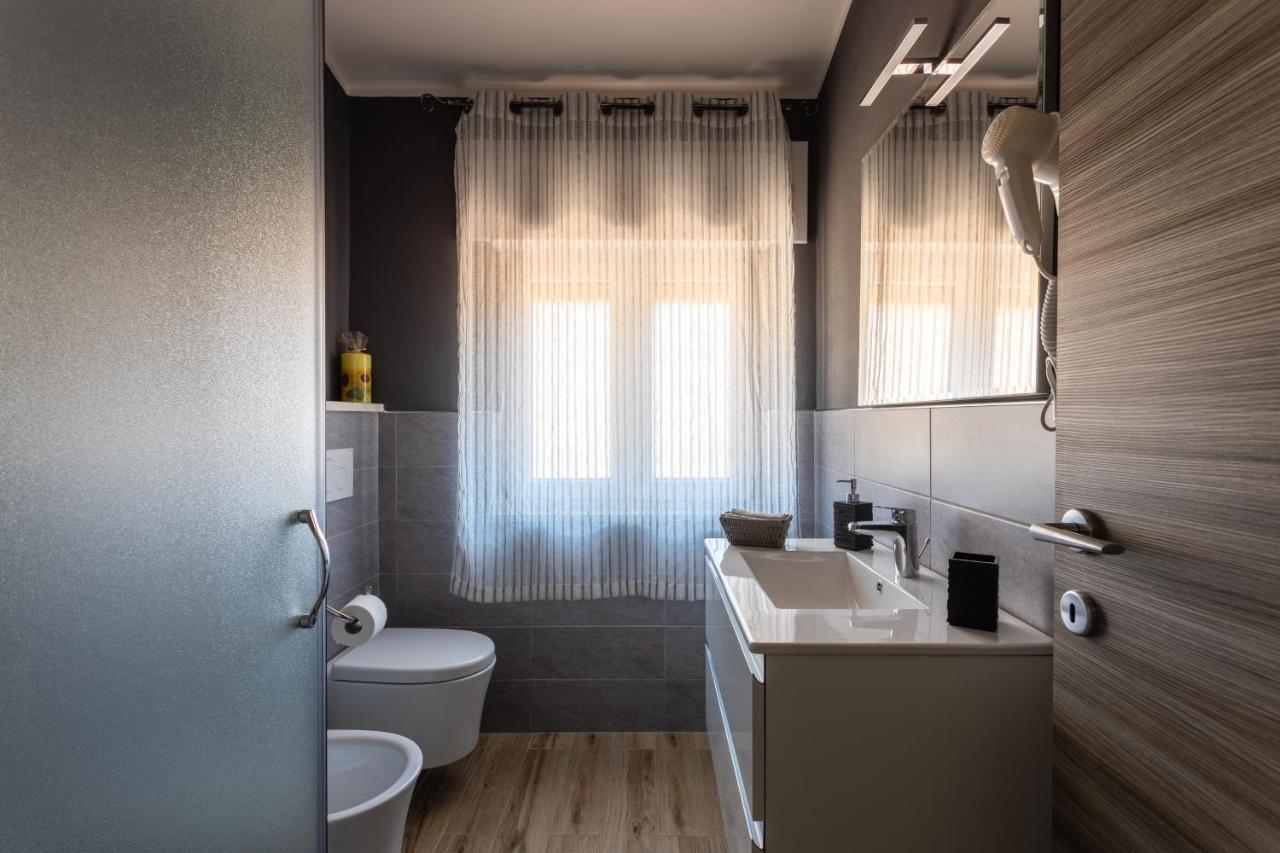 Cadoni Guest House Bosa Kültér fotó